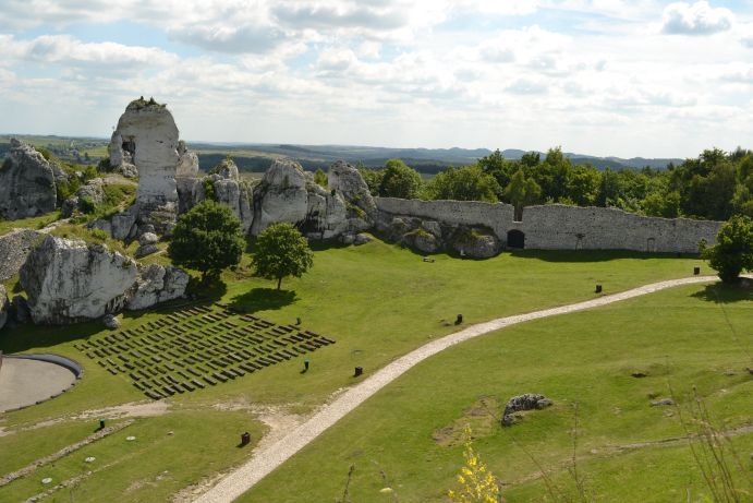 Zamek Ogrodzieniec w Podzamczu